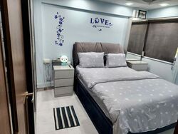 Blk 241 Jurong East Street 24 (Jurong East), HDB 3 Rooms #596704691